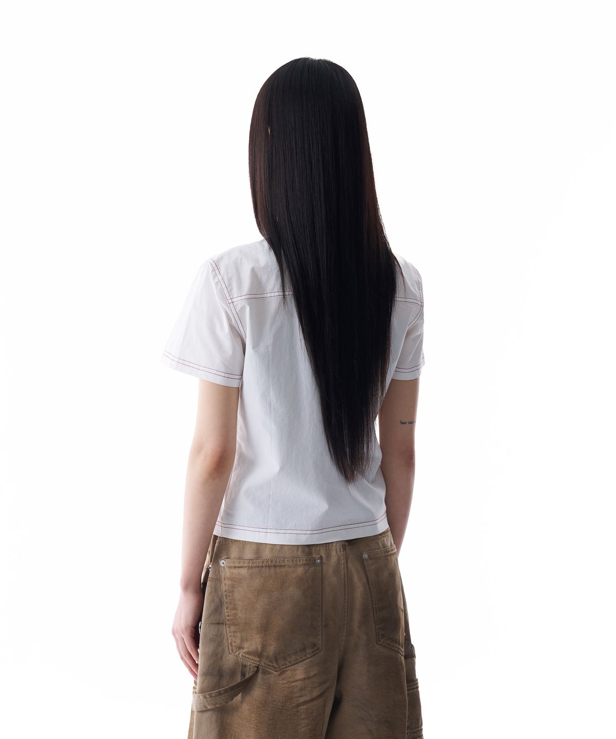 아캄(AAKAM) 2-Lined Zip-Up Half Shirts (White)