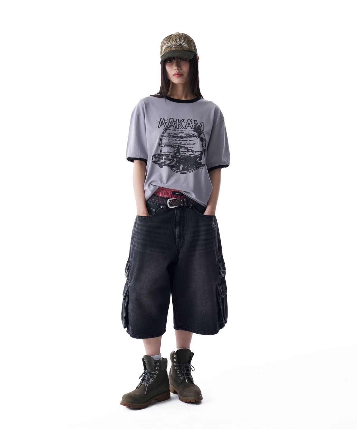 아캄(AAKAM) Camo Patch Bermuda Denim Cargo Pants (Black)
