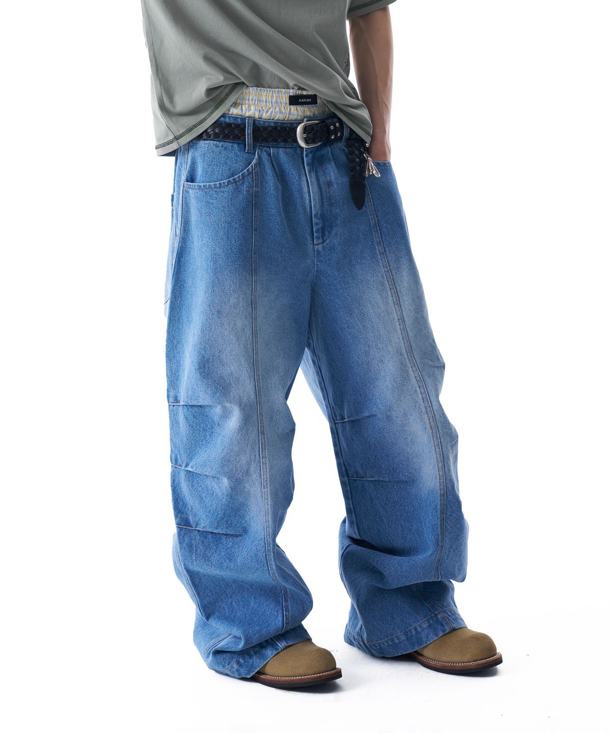 아캄(AAKAM) Knee Pin-tuck Washed Denim Pants (Blue)