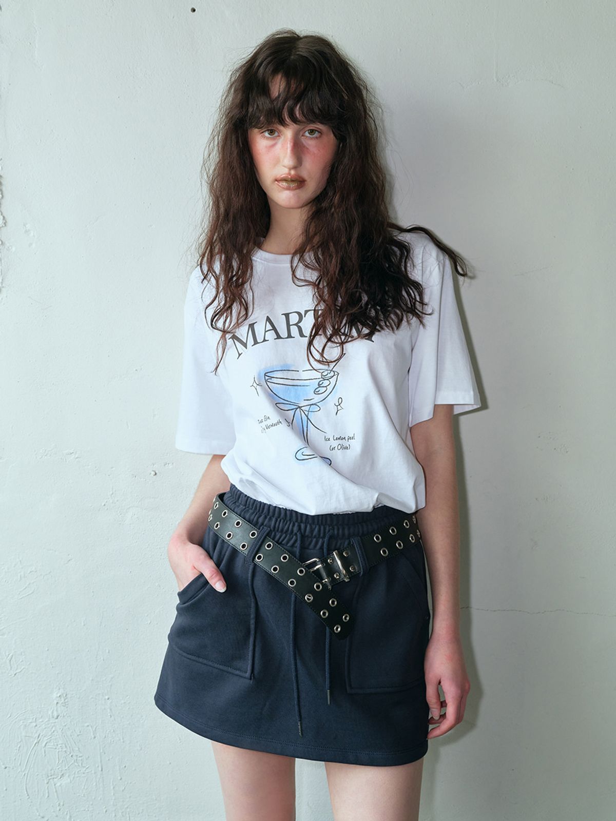 에트몽(ETMON) Martini Graphic T-Shirt Blue