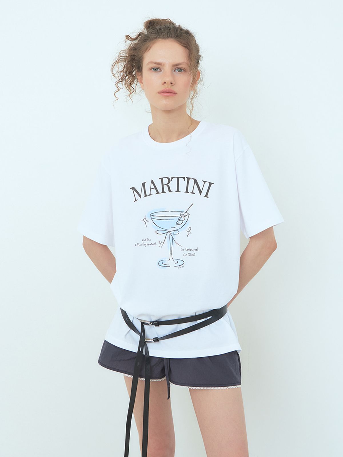 에트몽(ETMON) Martini Graphic T-Shirt Blue