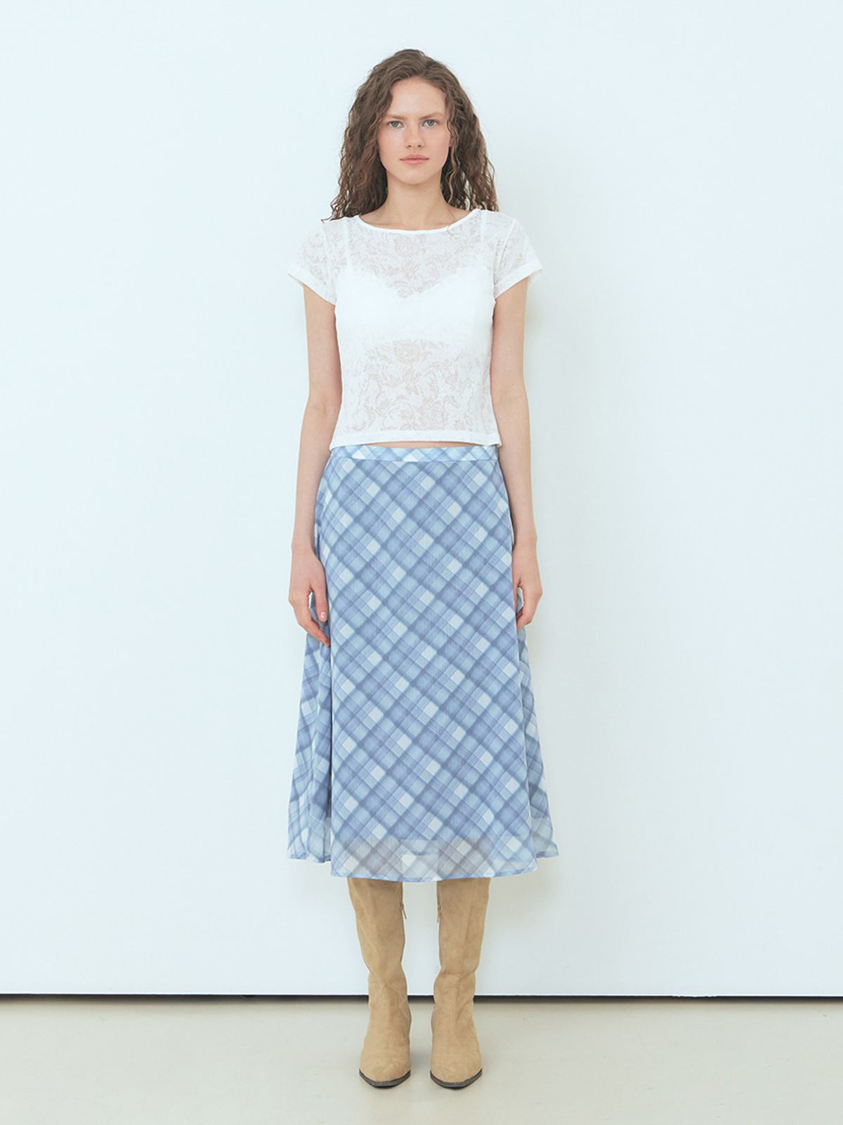 에트몽(ETMON) Lace Hole Strap T-Shirt White