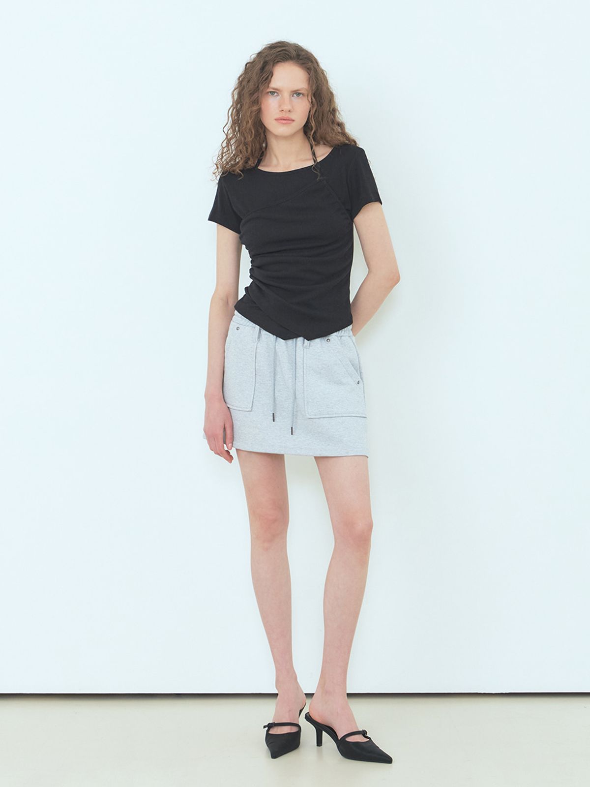에트몽(ETMON) Layered Halter T-Shirt Black