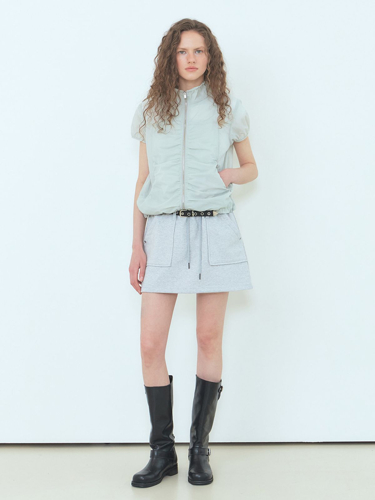 에트몽(ETMON) Curved Shirring Wind Jumper Mint Grey