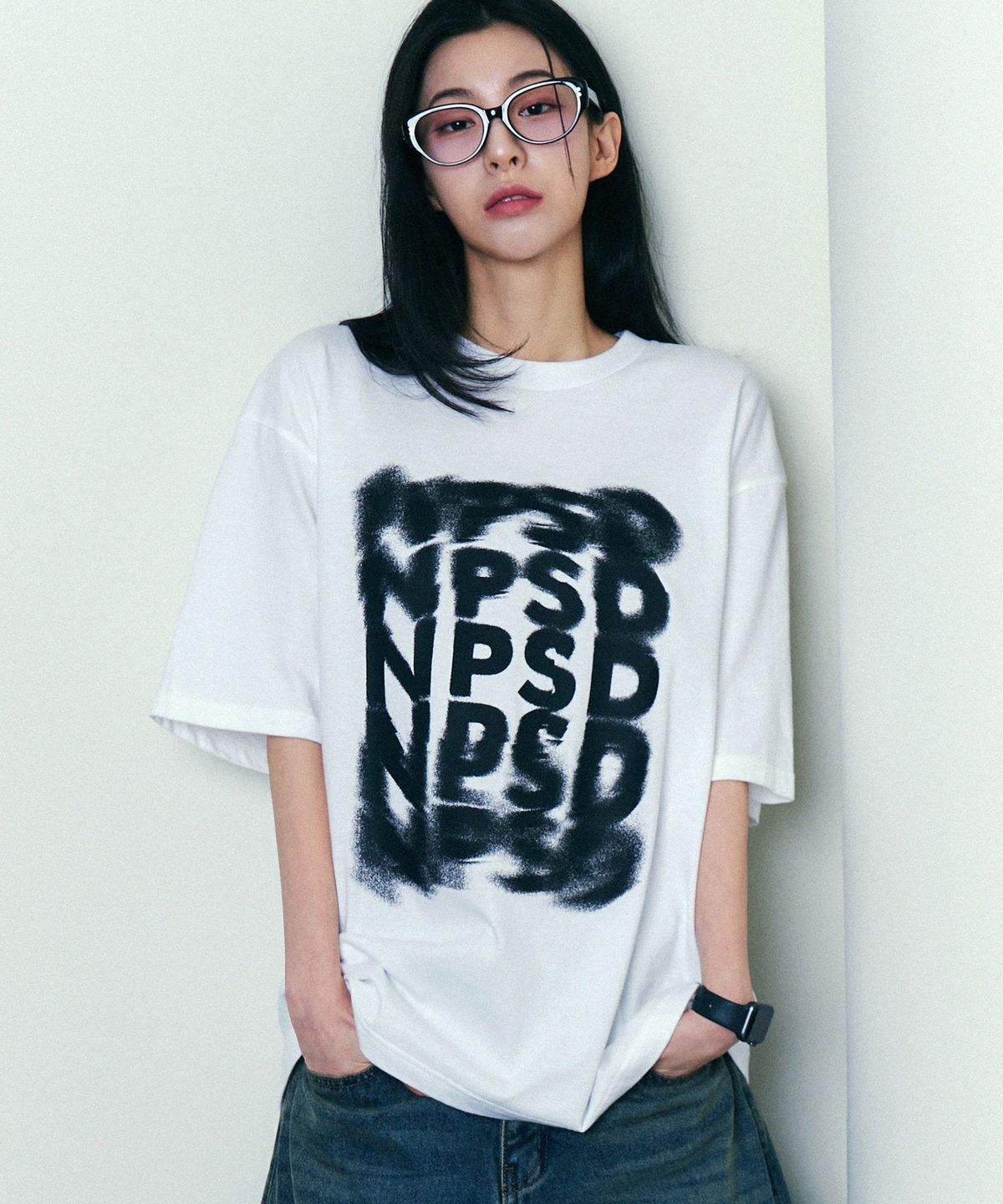 엔피스튜디오(NP STUDIO) NPSD 로고 오버핏 티셔츠 2COLOR
