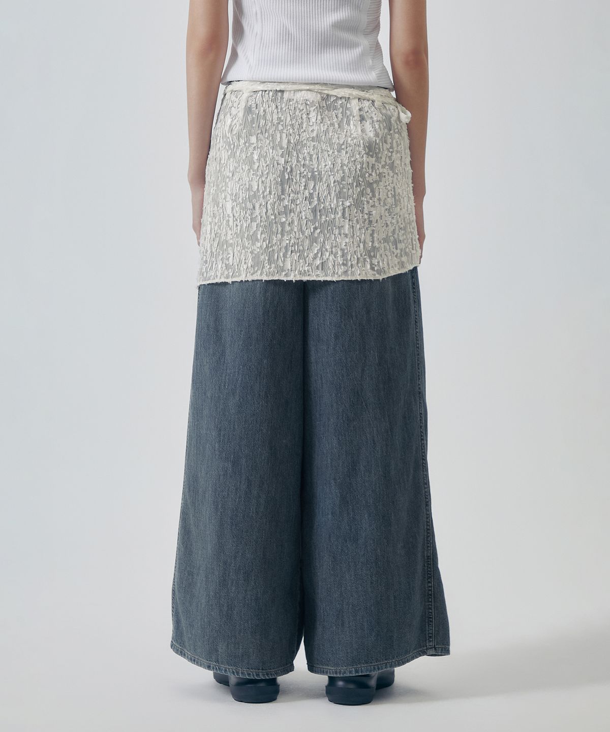 트리밍버드(TREEMINGBIRD) Ethereal Lace Wrap Layered Skirt [ White ]