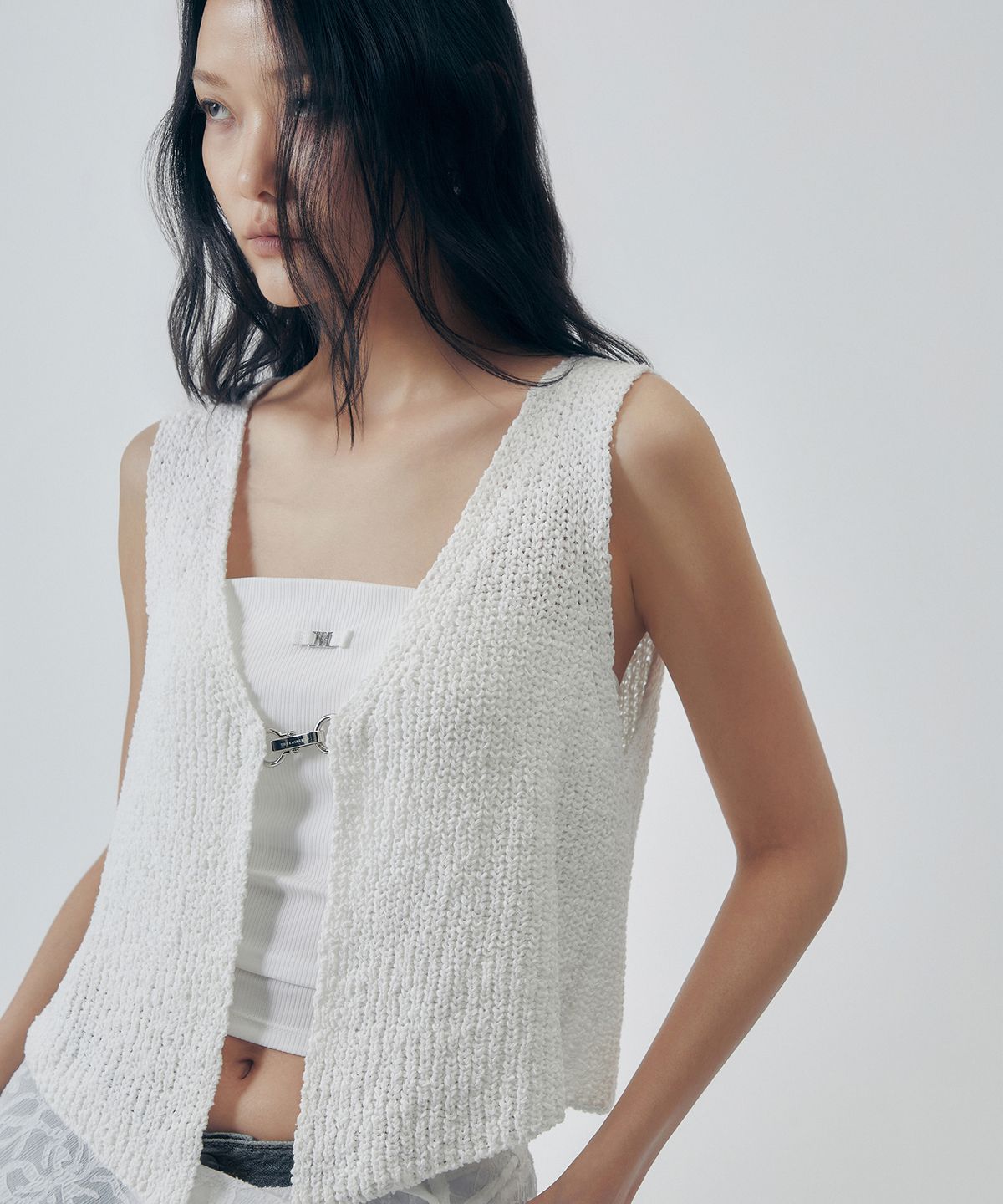 트리밍버드(TREEMINGBIRD) Soft Texture Versa Knit Vest [ Ivory ]