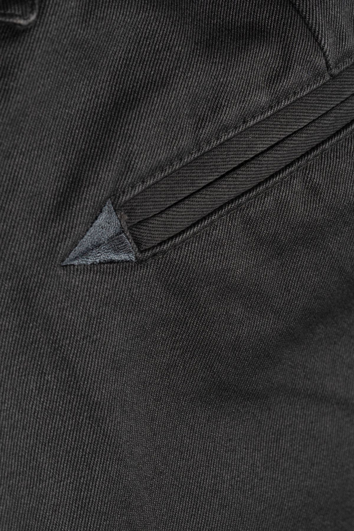 더 긱스(THE GEEKS) Ranch flare chino pants - Charcoal