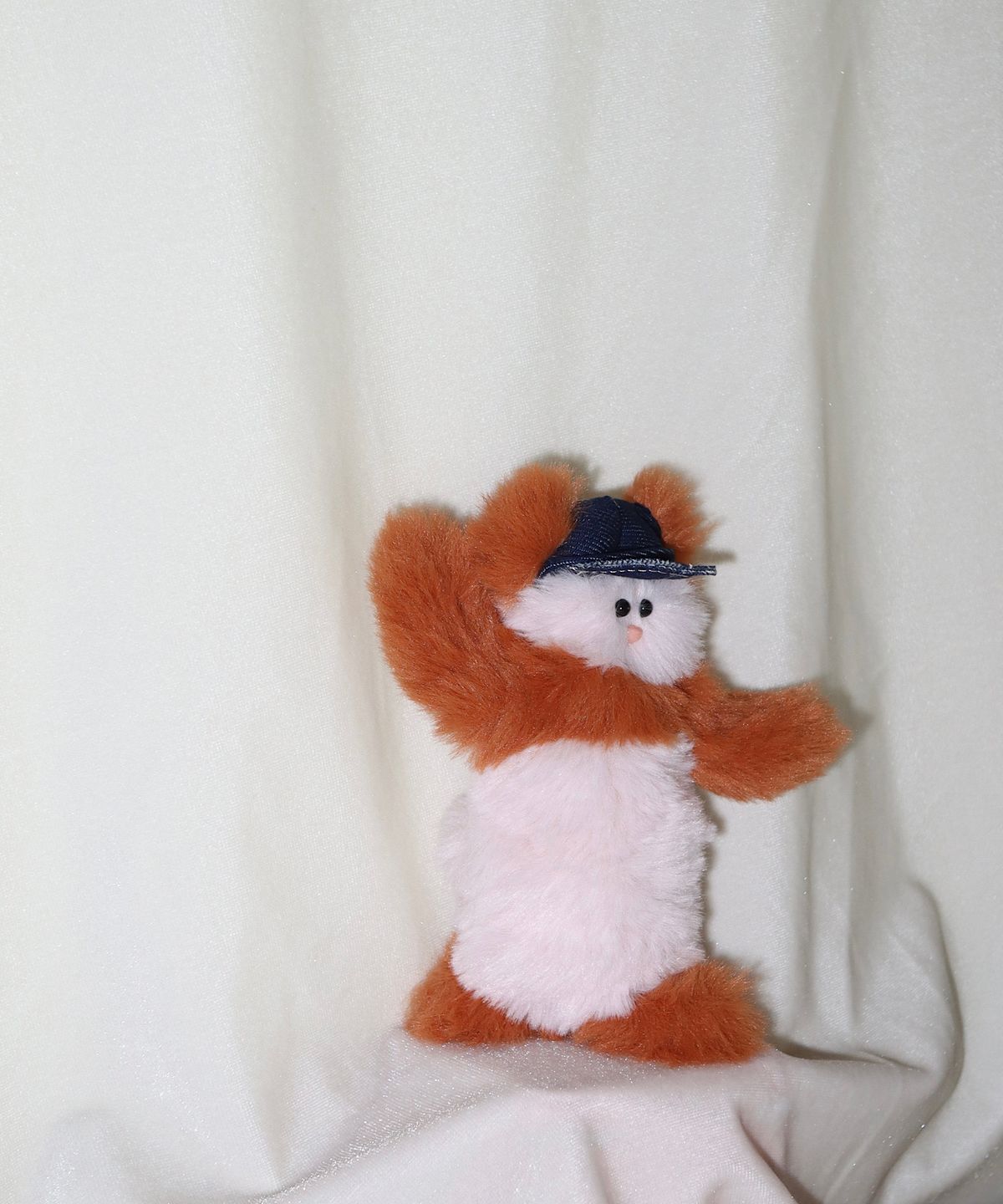 순애(SUNAE) 꼼짝 마! 아뵤 주황곰 키링