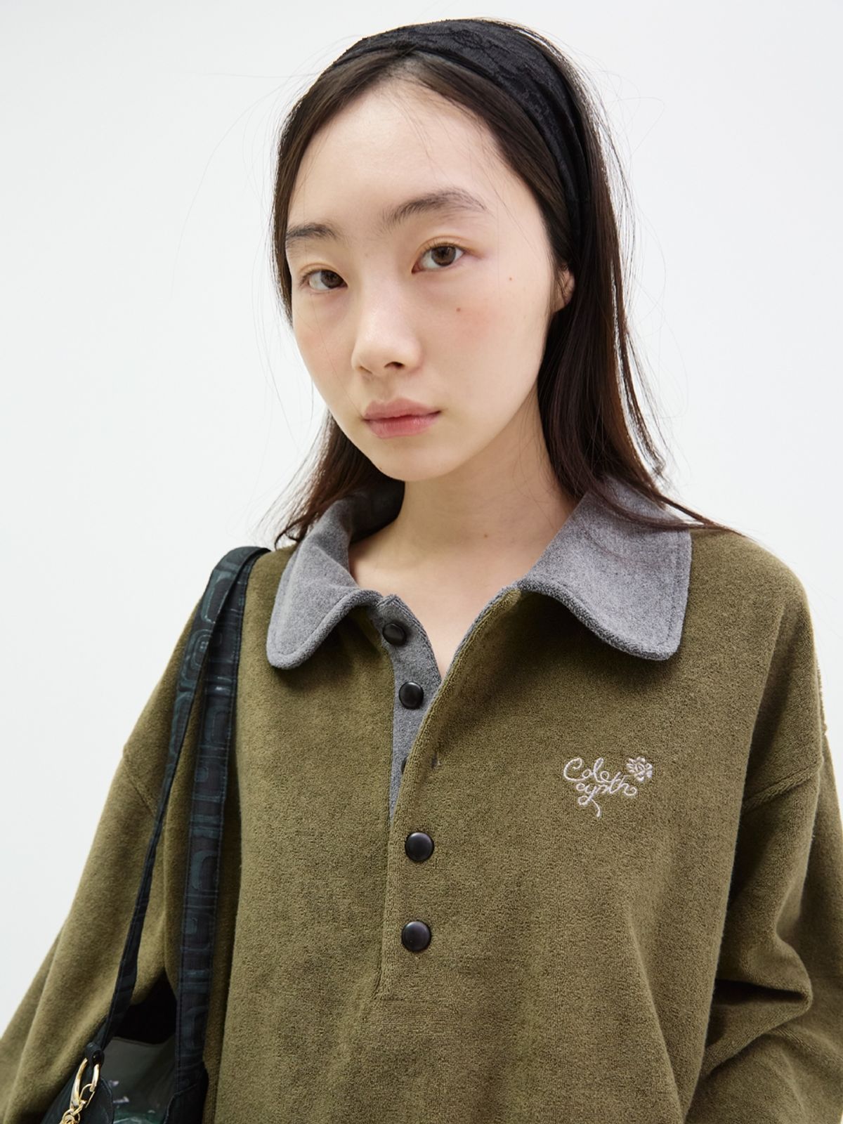 콜로신스(COLOCYNTH) Tulip Collar Oversized Shirts Khaki