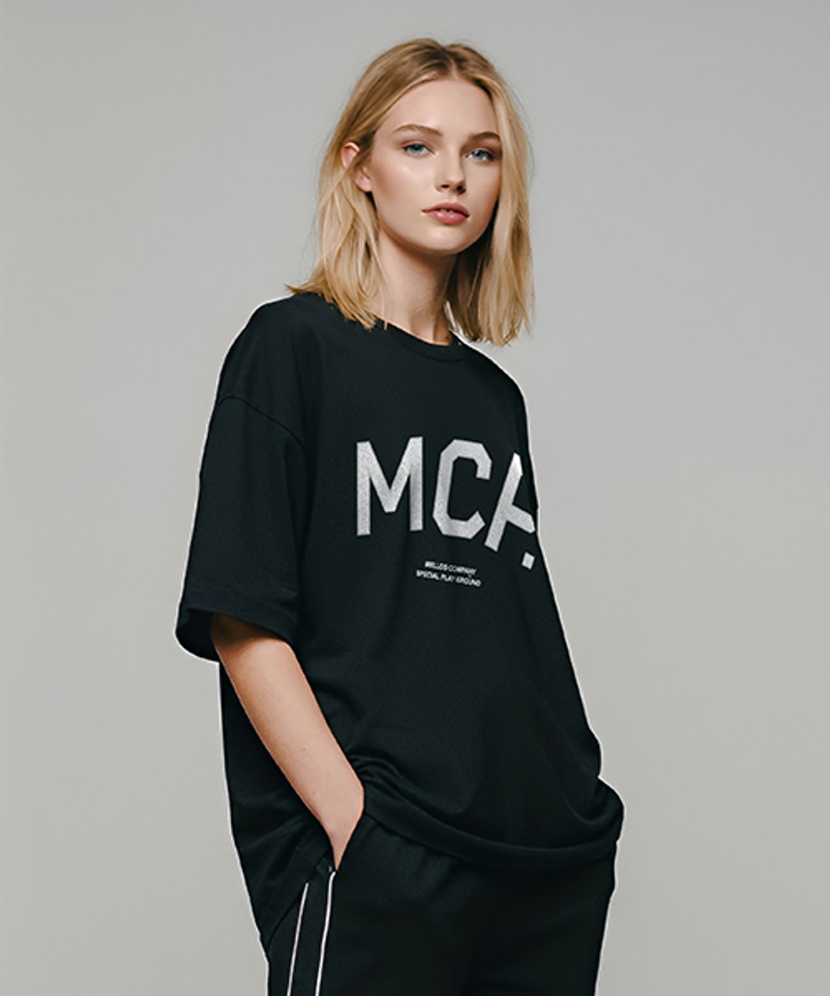 크리스첼로(CRISCELO) MCP 아치 로고_블랙20수 오버핏