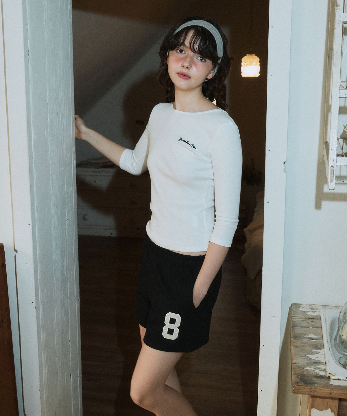그린버터(GREENBUTTER) NO.8 Applique Sweat Shorts (Black)