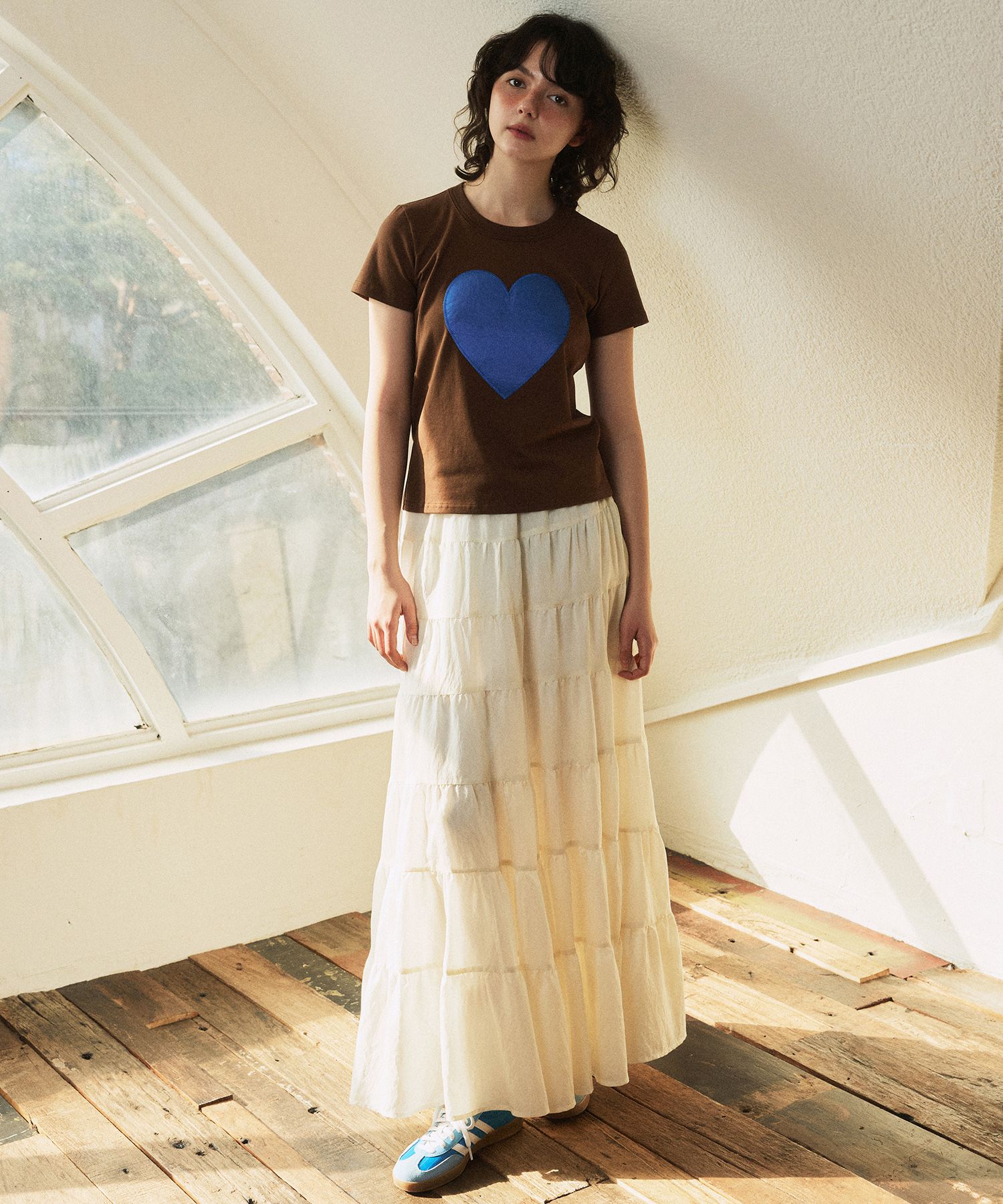☆GREENBUTTER☆ HEART APPLIQUE TEE MUSINSA | GREENBUTTER Heart Applique Tee (Brown)