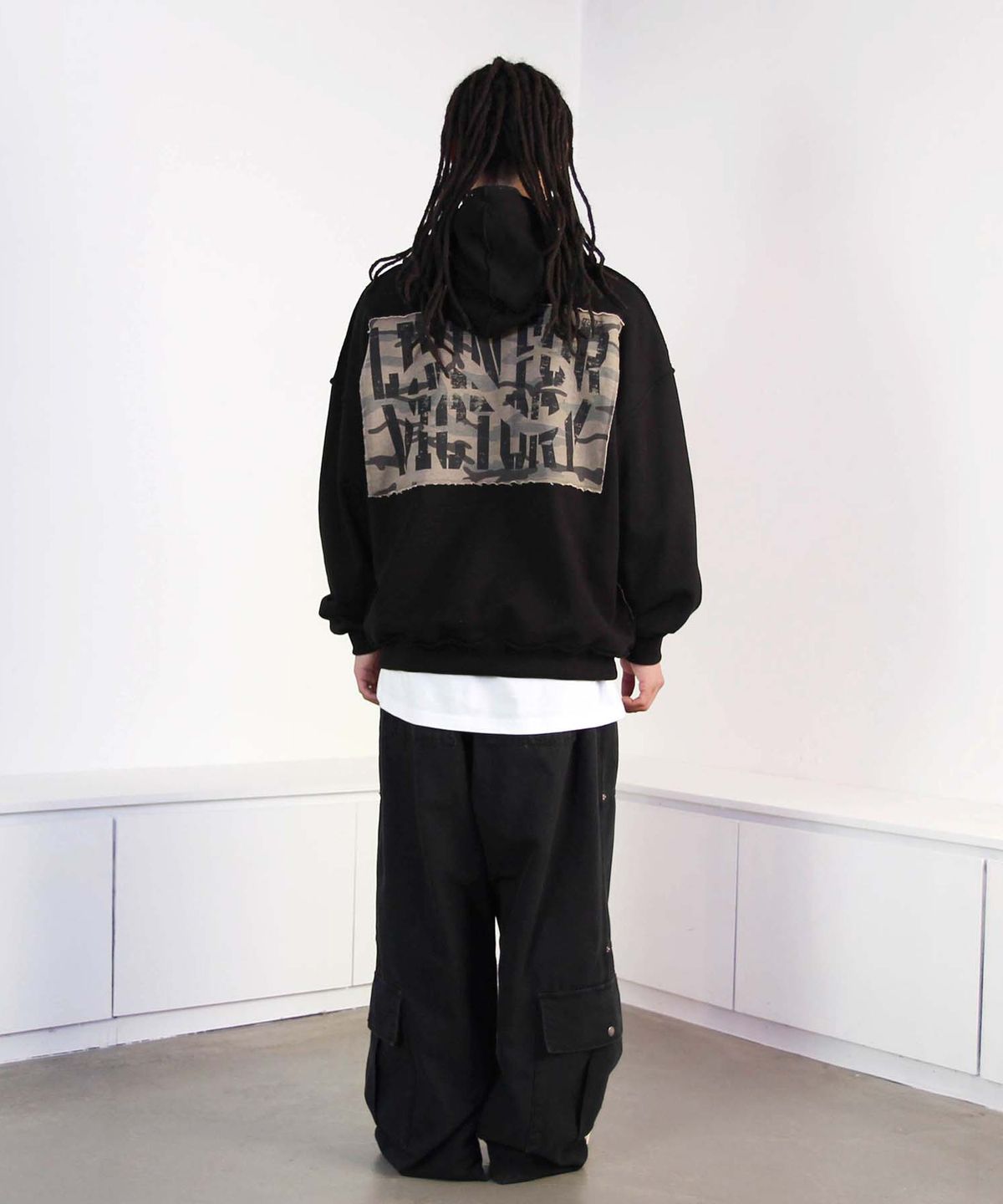 믹쓰제이(MIXXJ) CAMO GLORY HOODIE (BLACK)