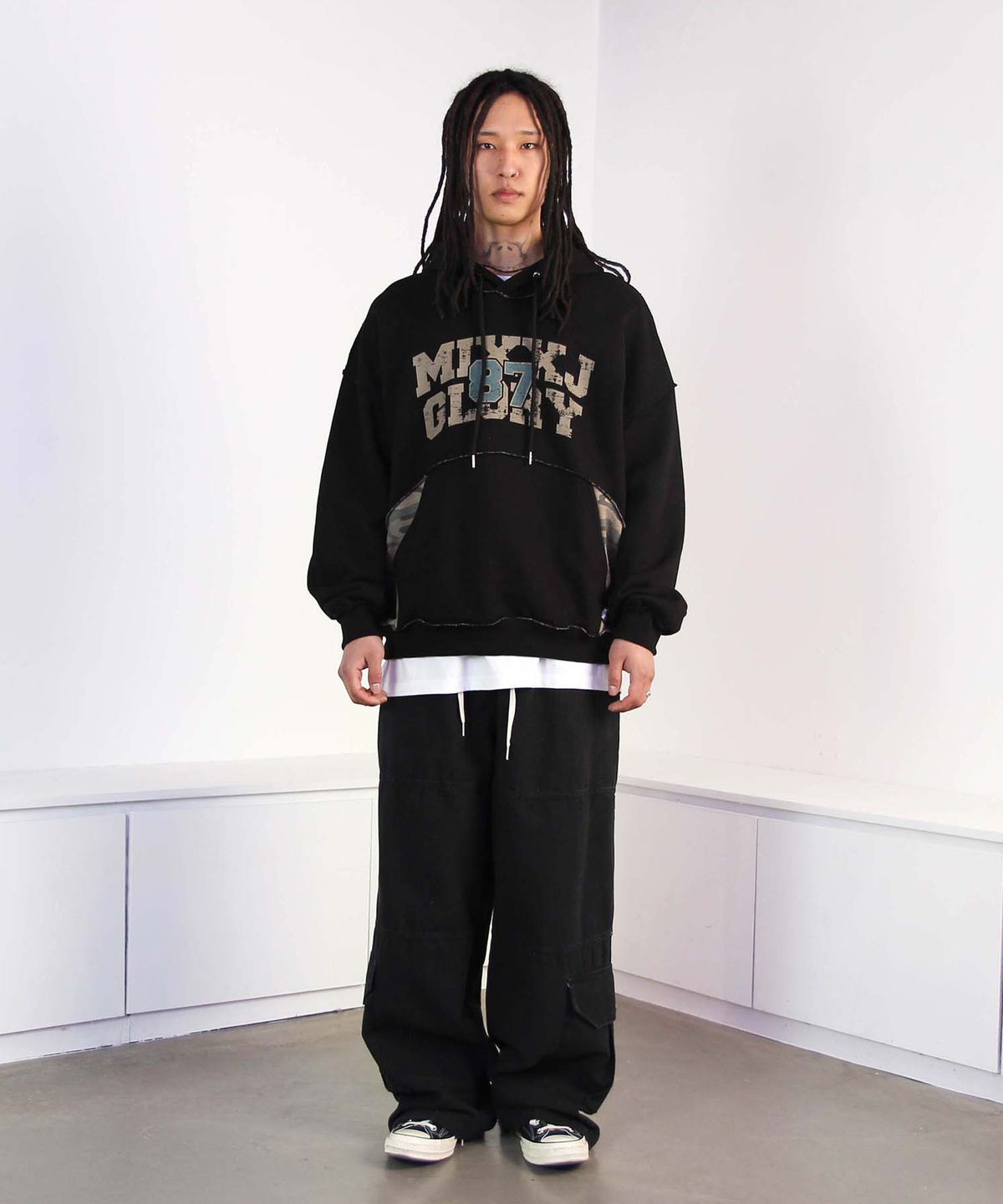 믹쓰제이(MIXXJ) CAMO GLORY HOODIE (BLACK)