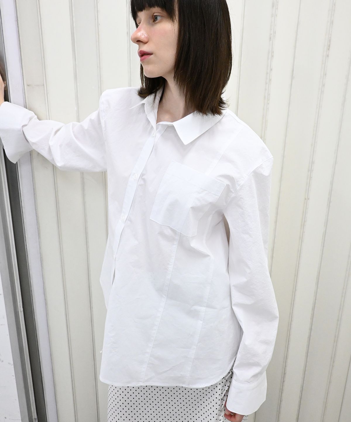 싹(SAKK) sage shirt off white