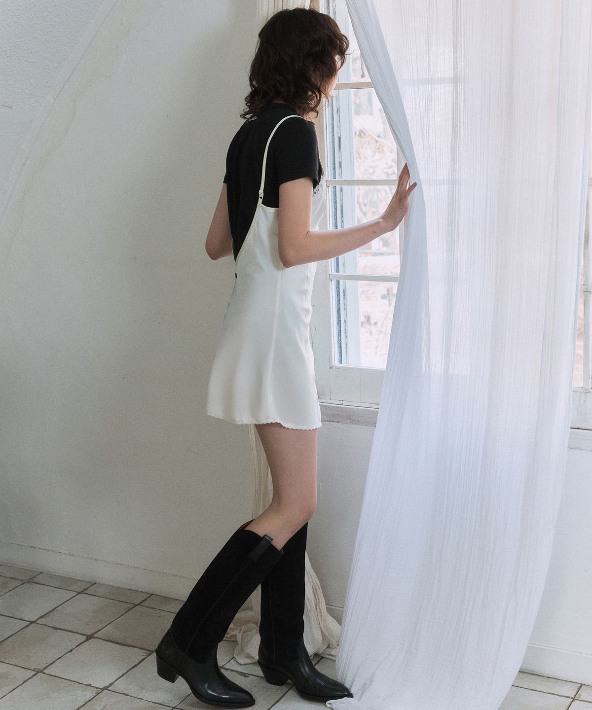 그린버터(GREENBUTTER) Silky Lace Slip Mini Dress (Cream)
