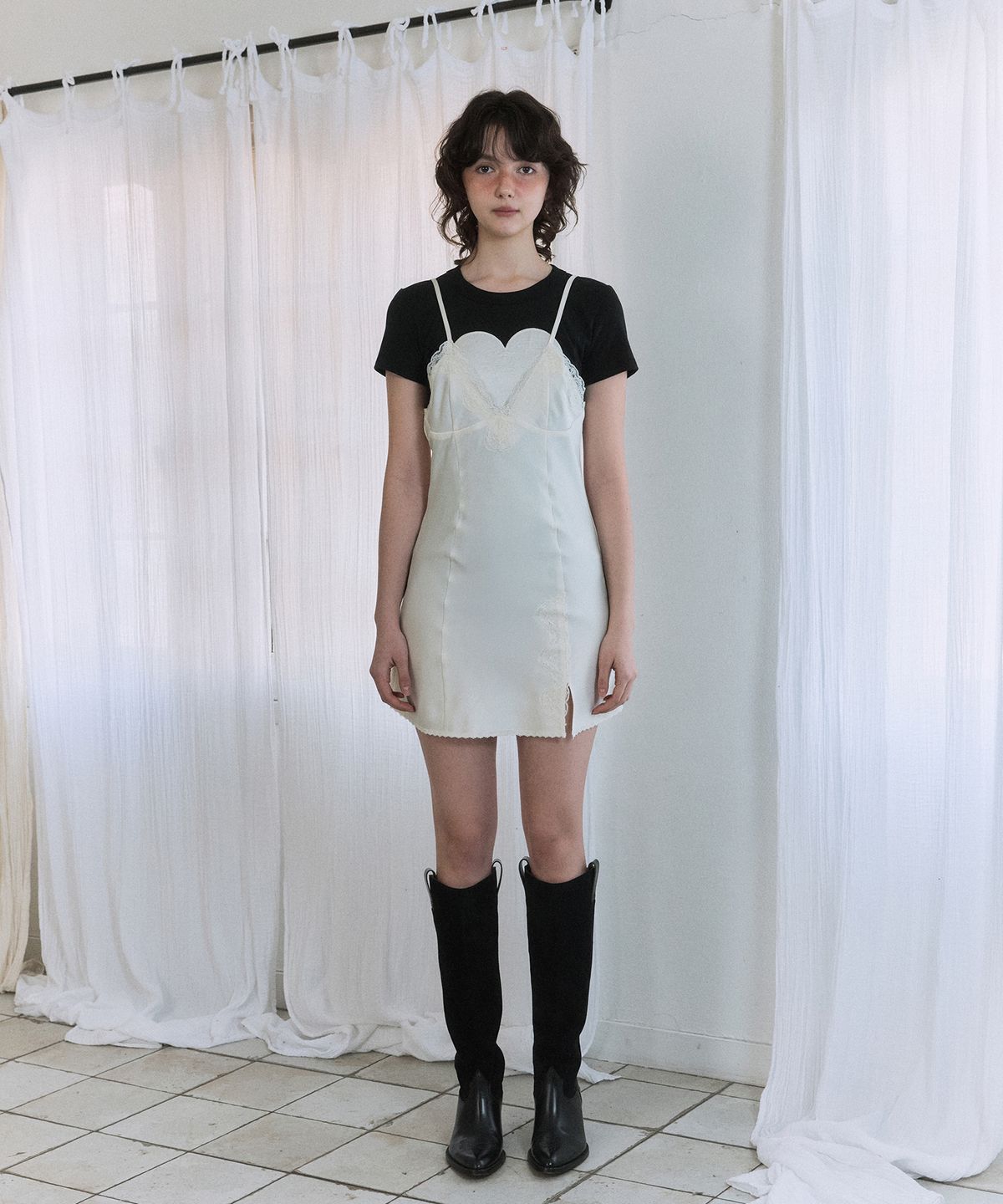 그린버터(GREENBUTTER) Silky Lace Slip Mini Dress (Cream)