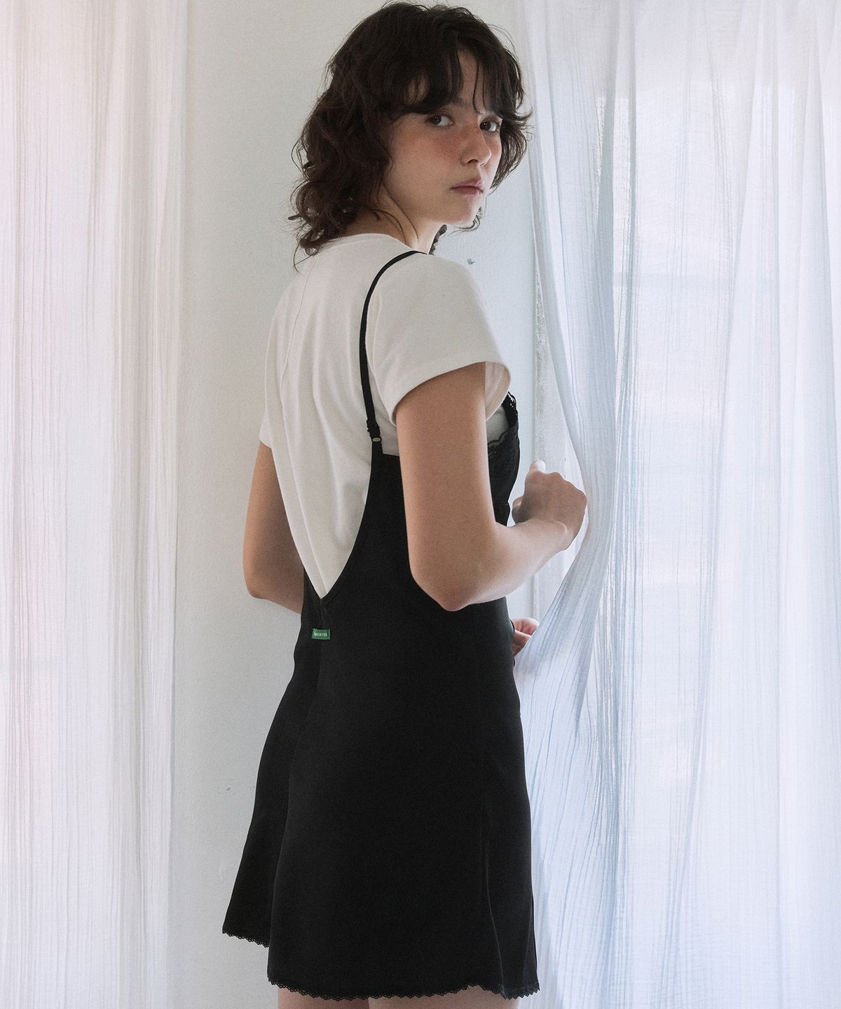 그린버터(GREENBUTTER) Silky Lace Slip Mini Dress (Black)