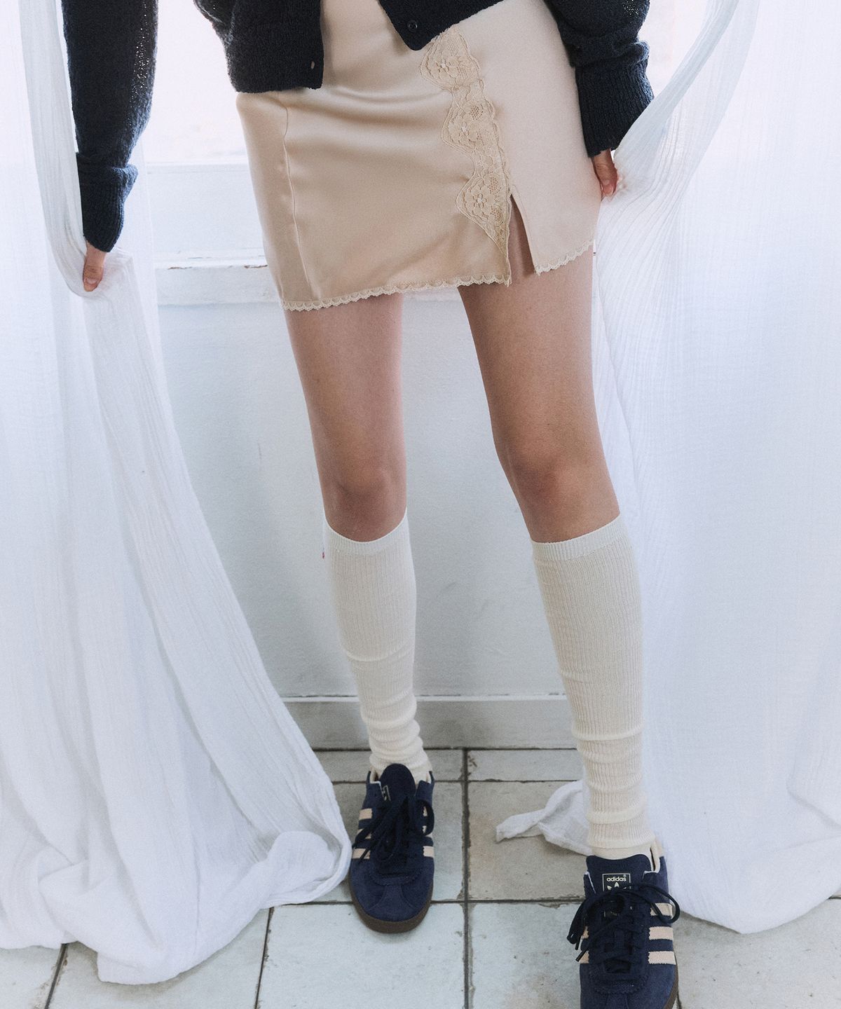 그린버터(GREENBUTTER) Silky Lace Slip Mini Dress (Pink)