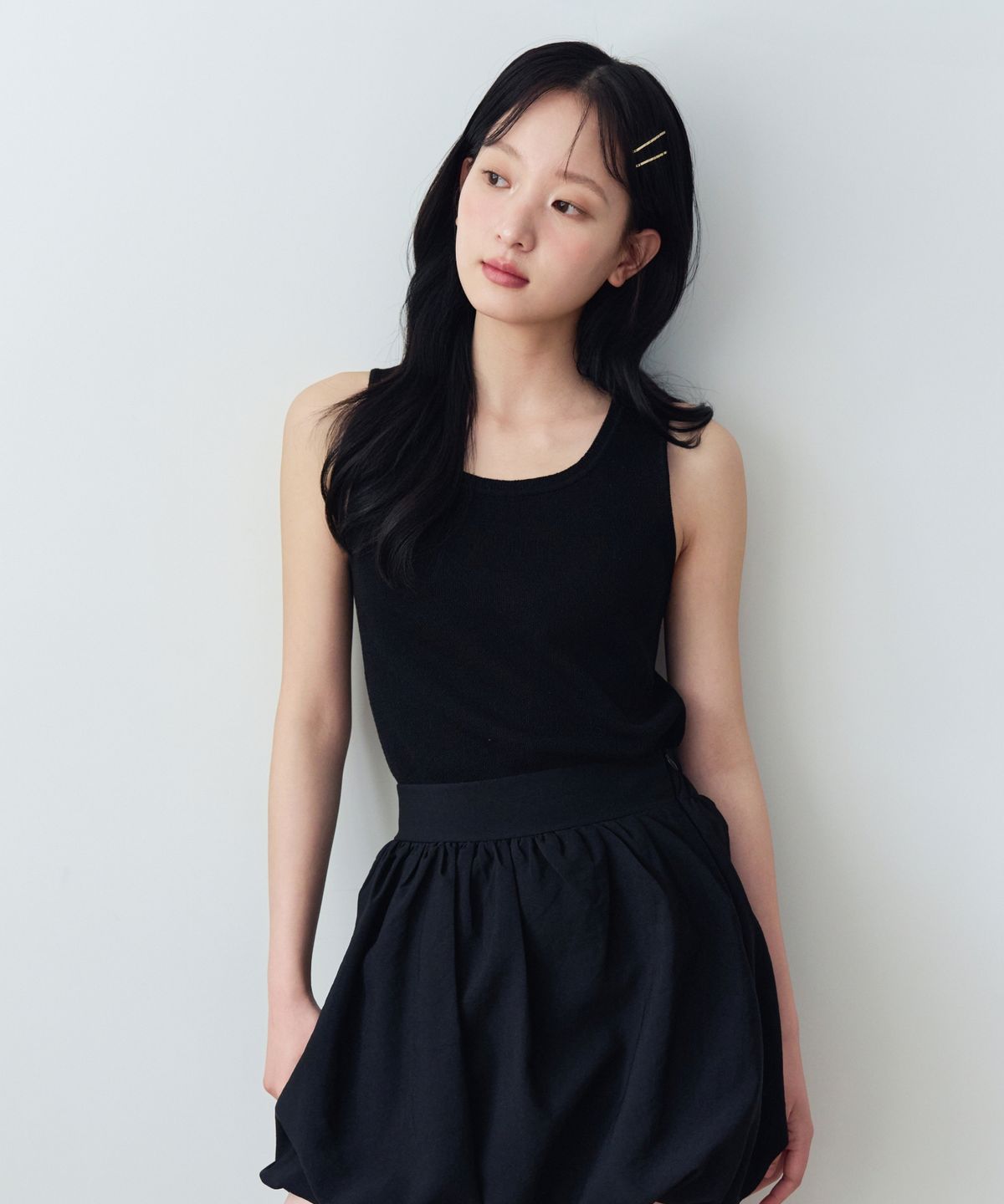 니주르(KNIZURE) 데일리 앙상블 라운드 슬리브리스_3COLOR