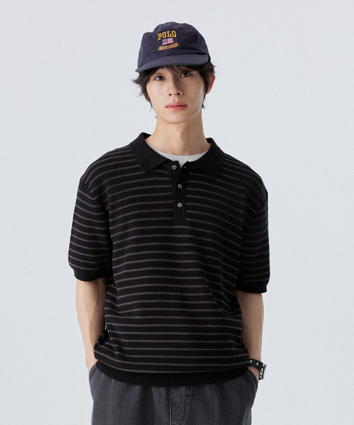 스탠즈(STENDS) [M~4XL] 오버핏 코튼 카라 반팔 니트_스트라이프 블랙