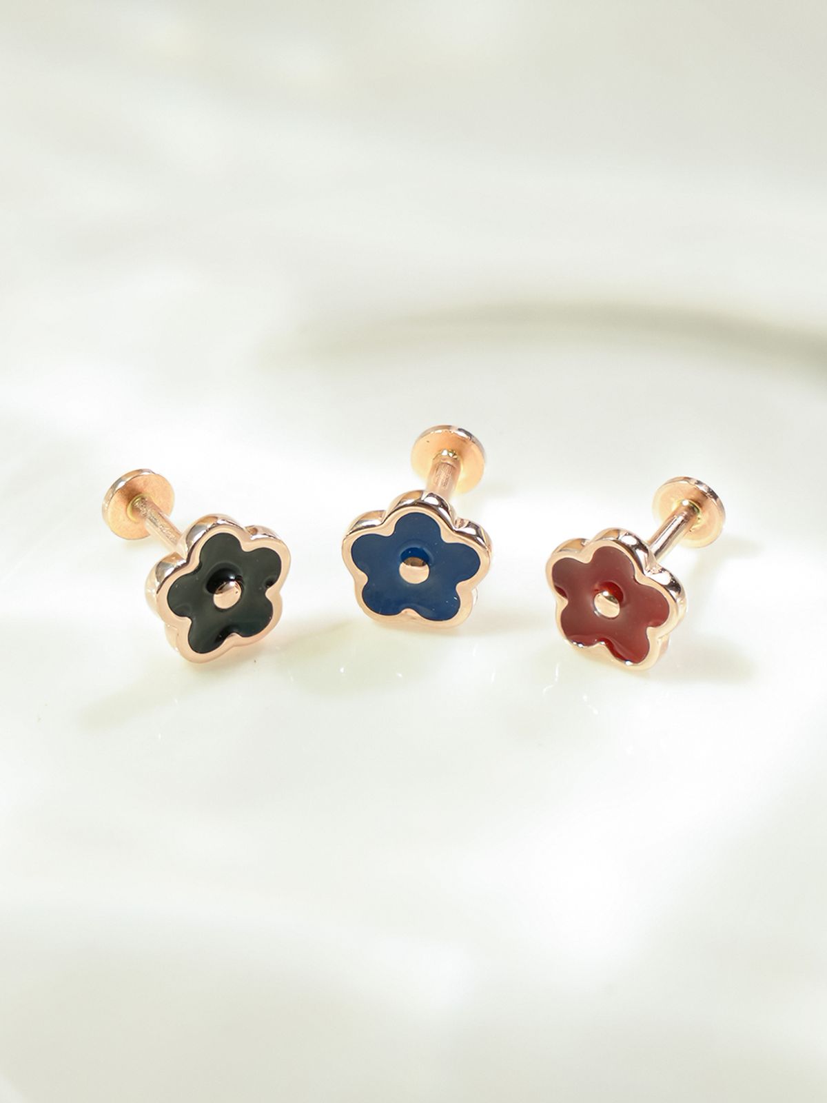 미니멀피어싱(MINIMALPIERCING) 14K 인터널 에나멜 플라워 라블렛 피어싱