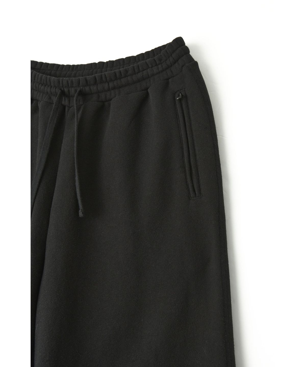 유스(YOUTH) Coverstitch Sweatpants - Black