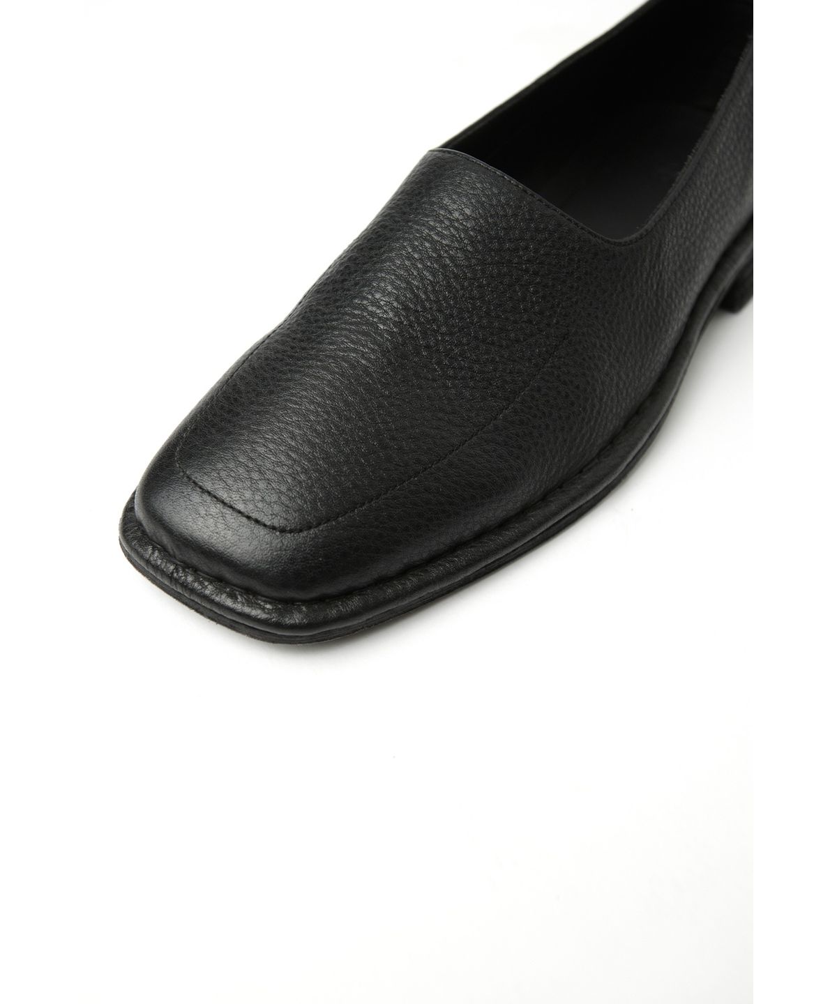유스(YOUTH) Square Toe Loafer - Black