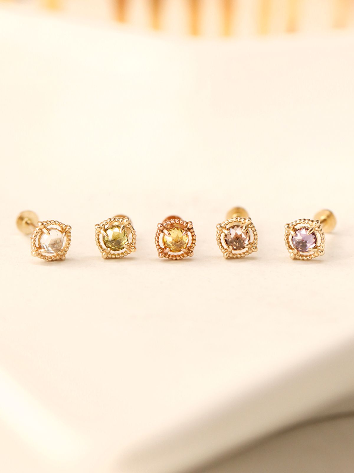 미니멀피어싱(MINIMALPIERCING) 14K 인터널 엔틱 로즈컷 원석 라블렛 피어싱