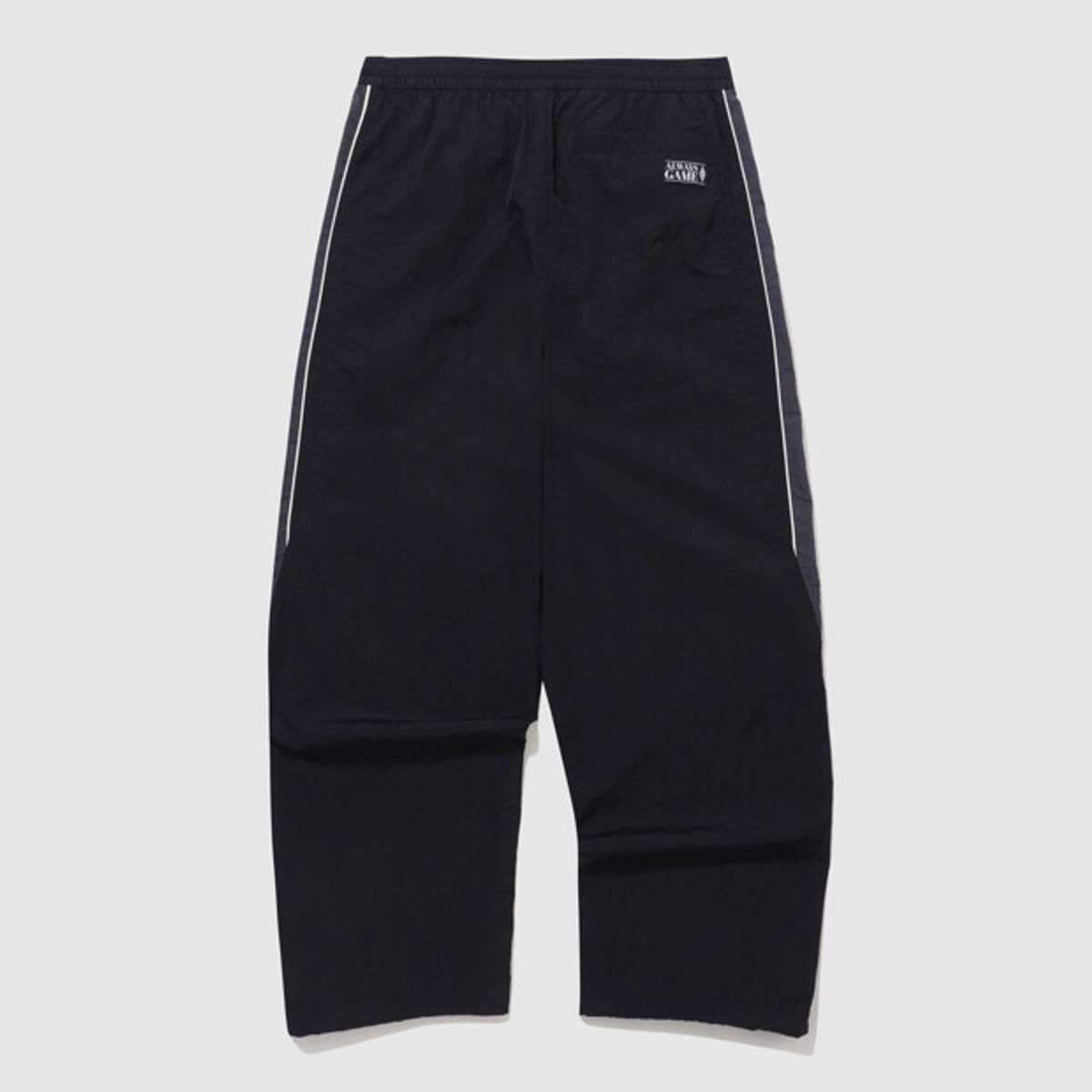 엄브로(UMBRO) HBL BLOKE OG 트랙 와이드 우븐 팬츠 블랙(UQ221CPT51)