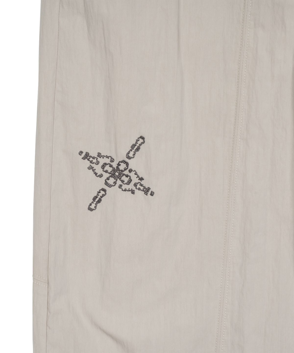 더콜디스트모먼트(THE COLDEST MOMENT) TCM ethnic nylon pants (ivory)