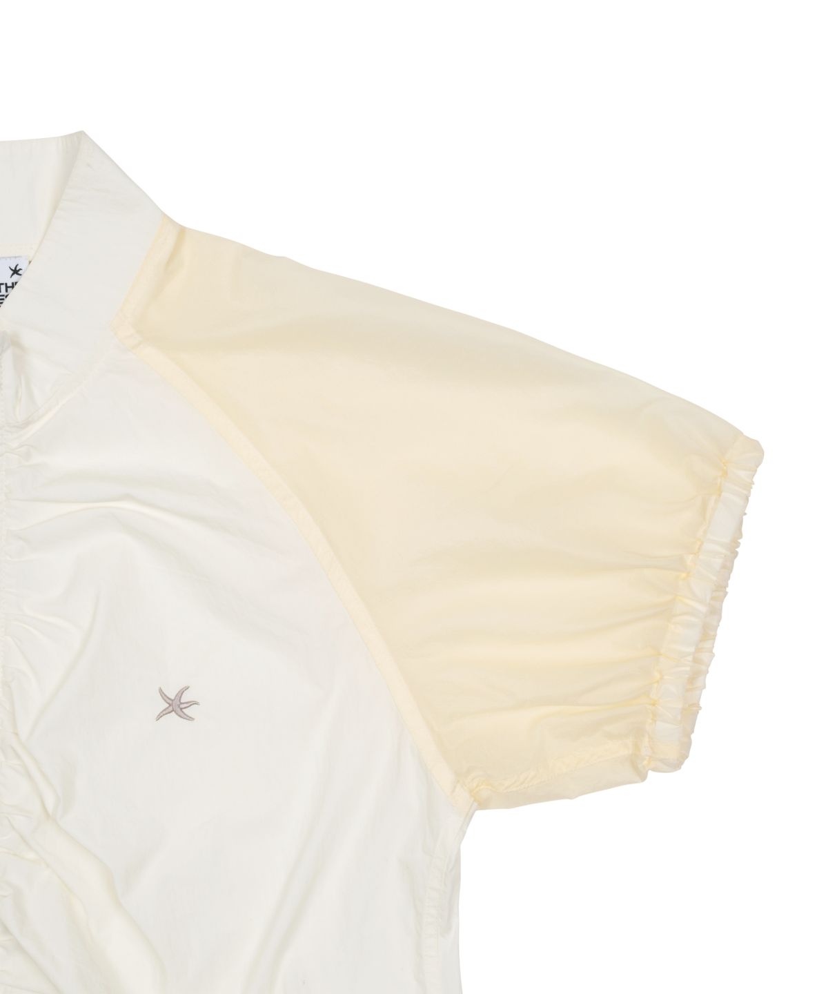 더콜디스트모먼트(THE COLDEST MOMENT) (w) TCM shirring half windstoper (ivory/beige)