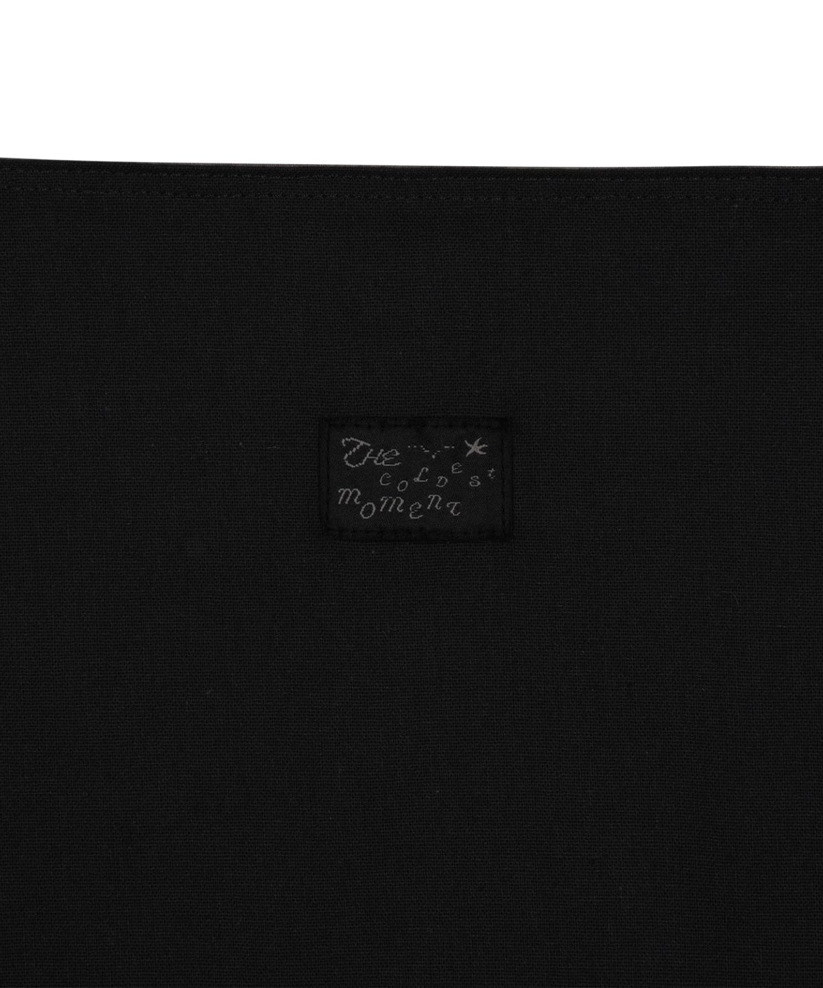 더콜디스트모먼트(THE COLDEST MOMENT) TCM starfish reversible tote bag (charcoal/black)