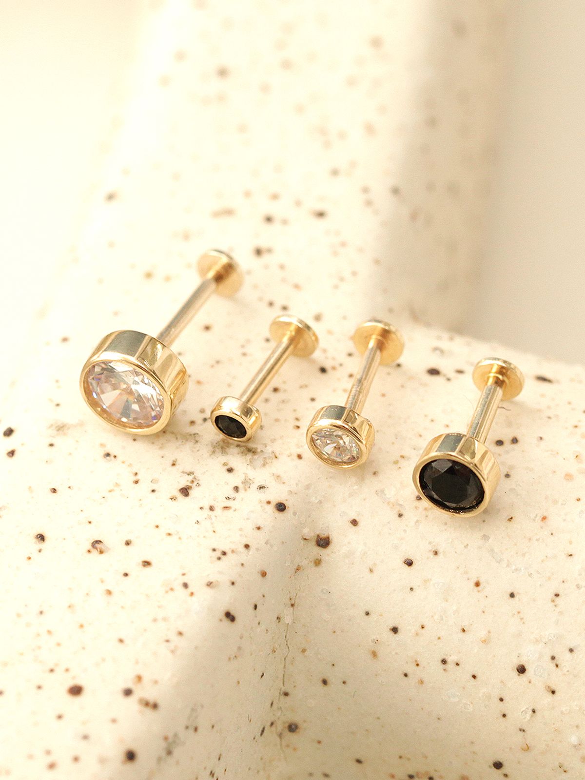 미니멀피어싱(MINIMALPIERCING) 14K 인터널 미니멀 큐빅 라블렛 피어싱