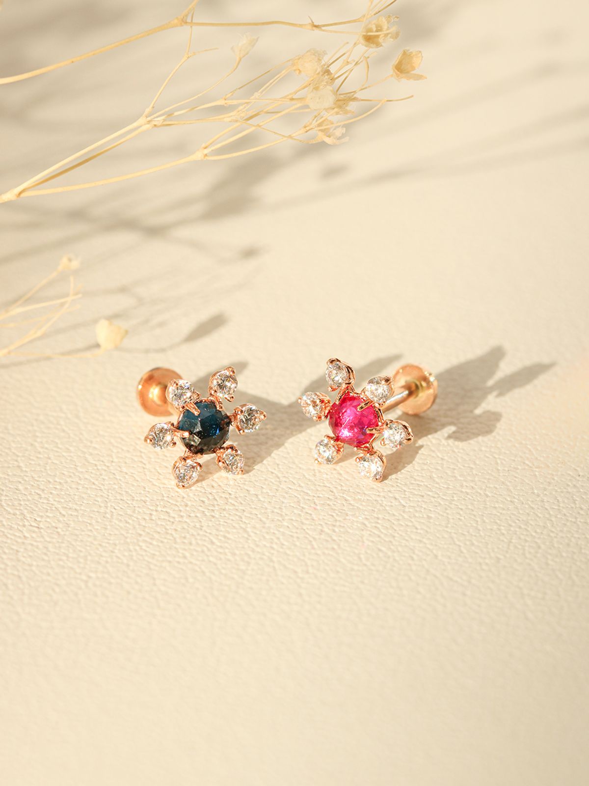 미니멀피어싱(MINIMALPIERCING) 14K 인터널 플라워 로즈컷 큐빅 라블렛 피어싱