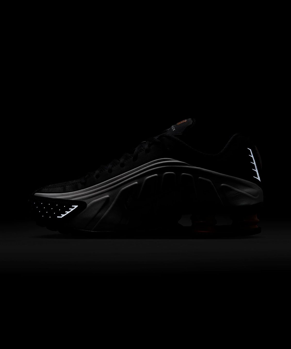 나이키(NIKE) 샥스 R4 M - 블랙:브라이트 만다린:메탈릭 실버:배스트 그레이 / HQ1988-003