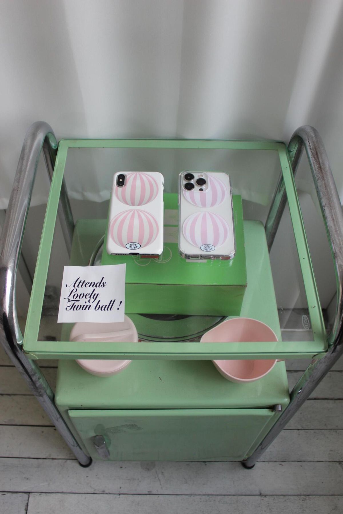 어텐즈(ATTENDS) ATTENDS LOVELY  TWIN BALL Case