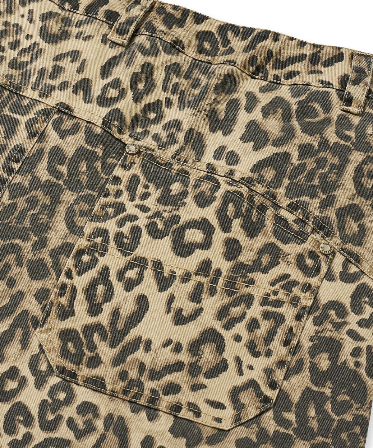 브라운브레스(BROWNBREATH) TAG LEOPARD PANTS - BEIGE