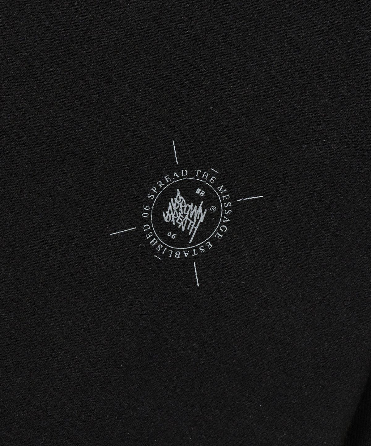브라운브레스(BROWNBREATH) STAMP MESH TAG TEE - BLACK