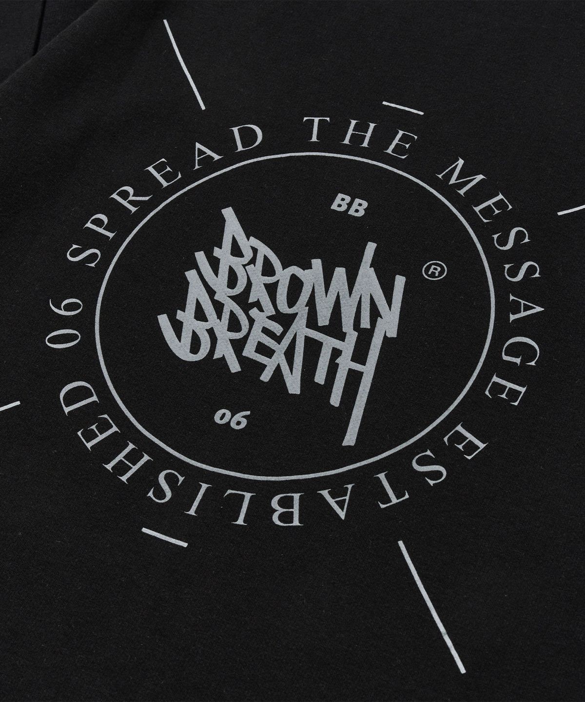 브라운브레스(BROWNBREATH) STAMP MESH TAG TEE - BLACK