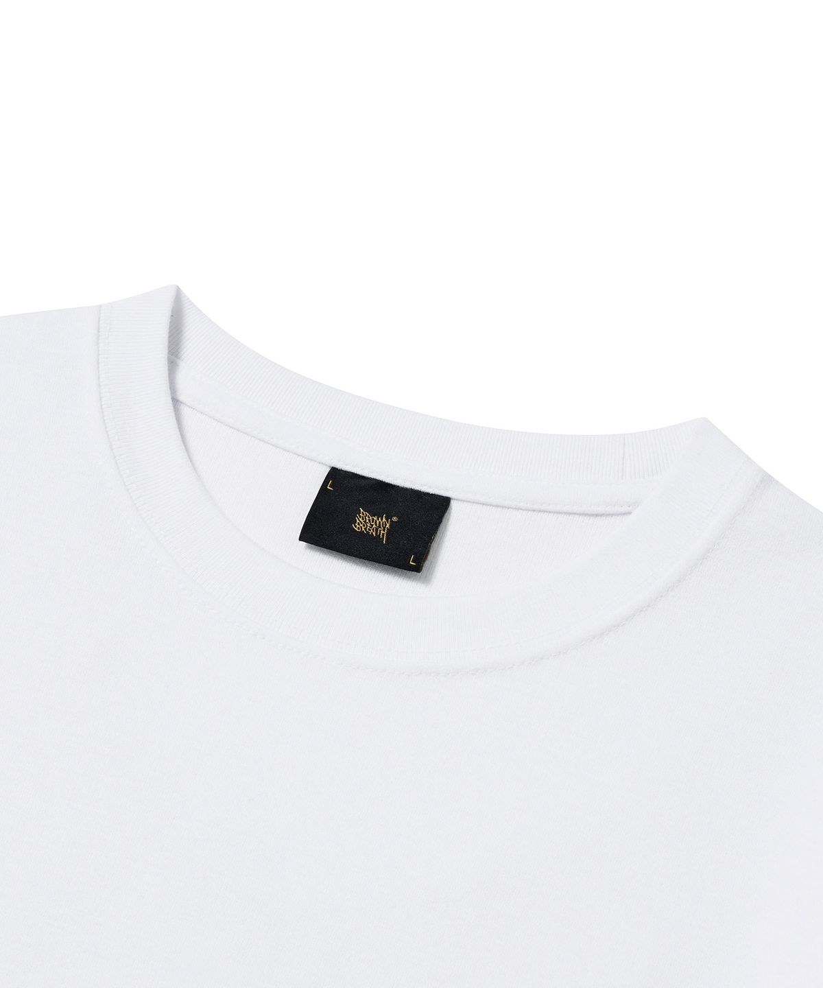 브라운브레스(BROWNBREATH) STAMP MESH TAG TEE - WHITE