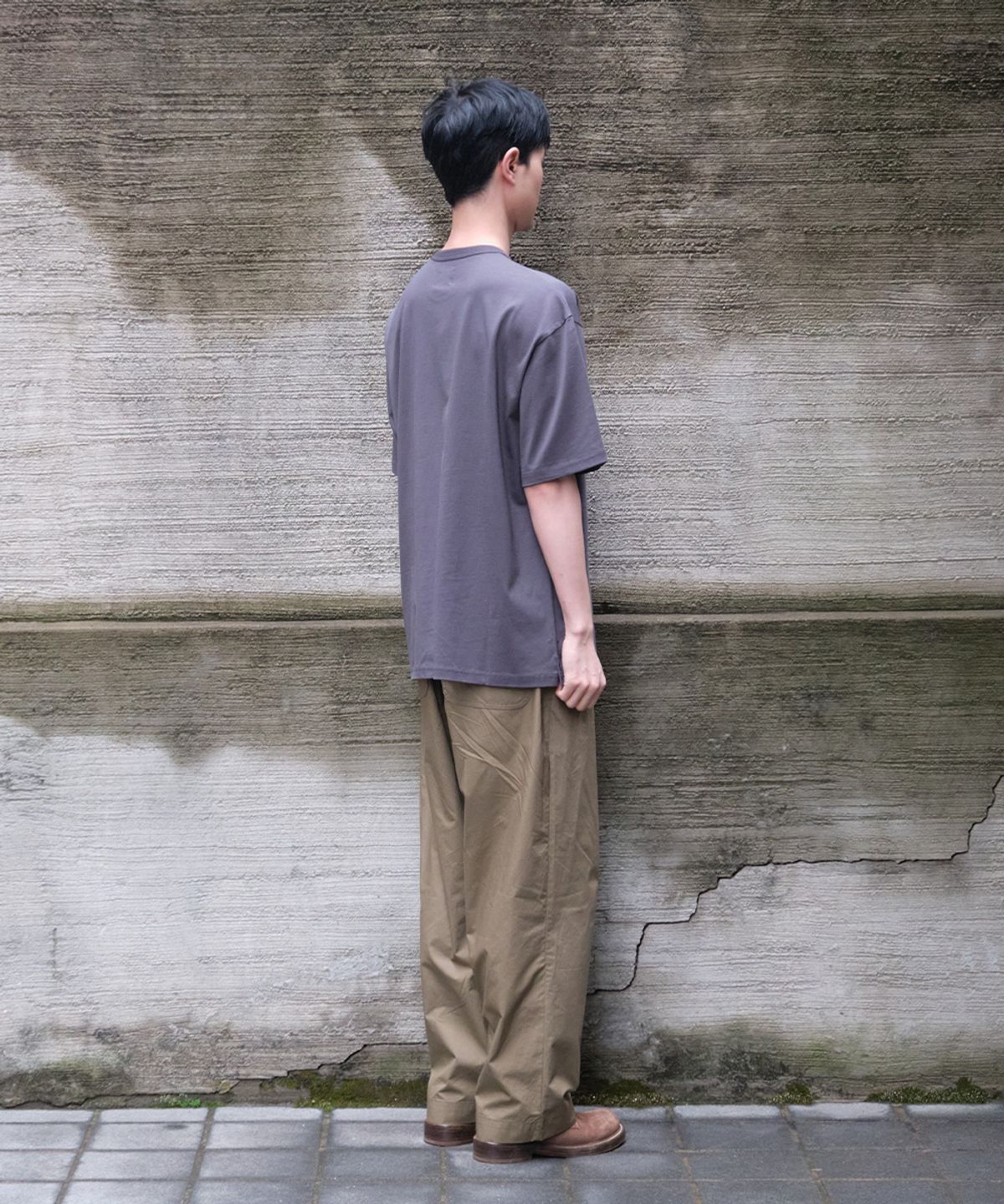 홀리선(HORLISUN) Lawrence Short Embroidery T-shirt Charcoal