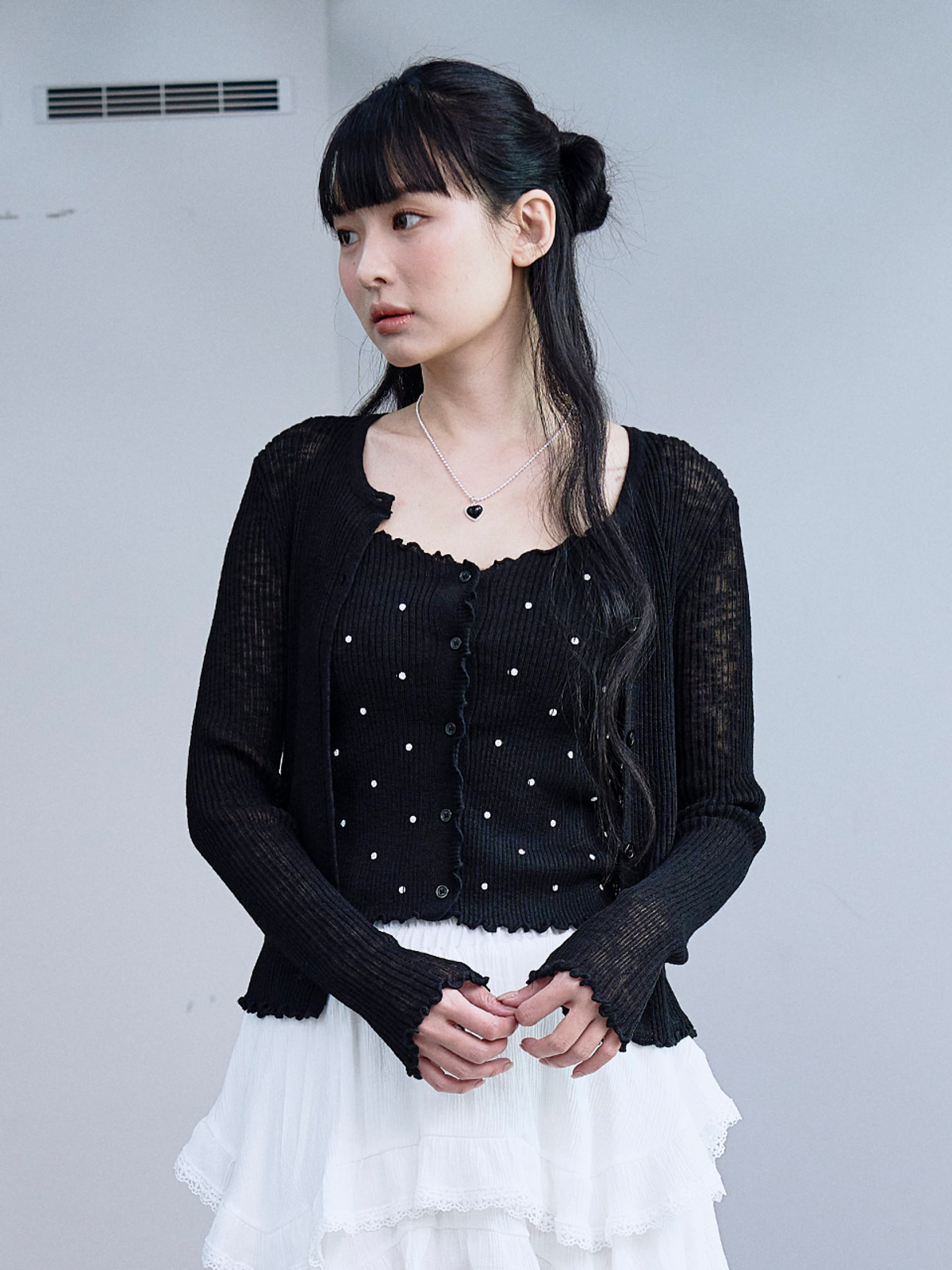더그린랩(THE GREEN LAB) 도트 패턴 탑 가디건 세트 [블랙]