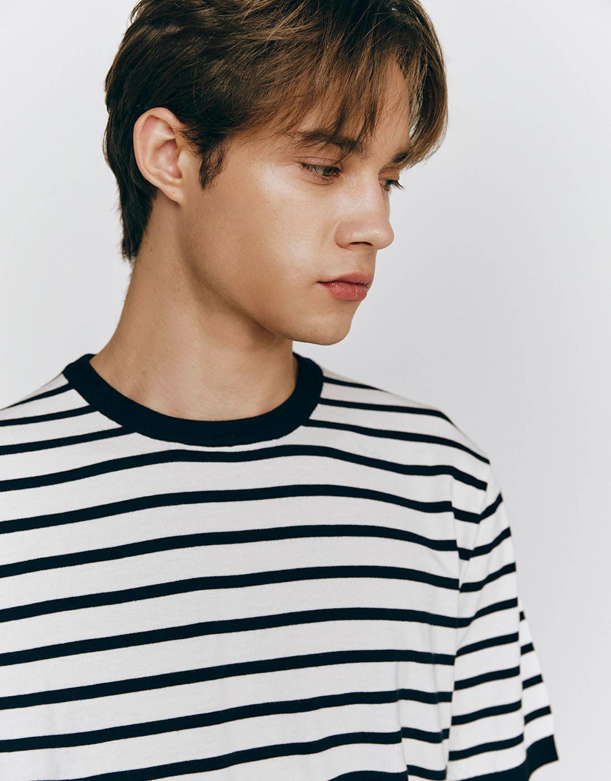 컨셉원(CONCEPTS1ONE) 크루넥 반팔 니트 스웨터 10055522/055522 [3color]
