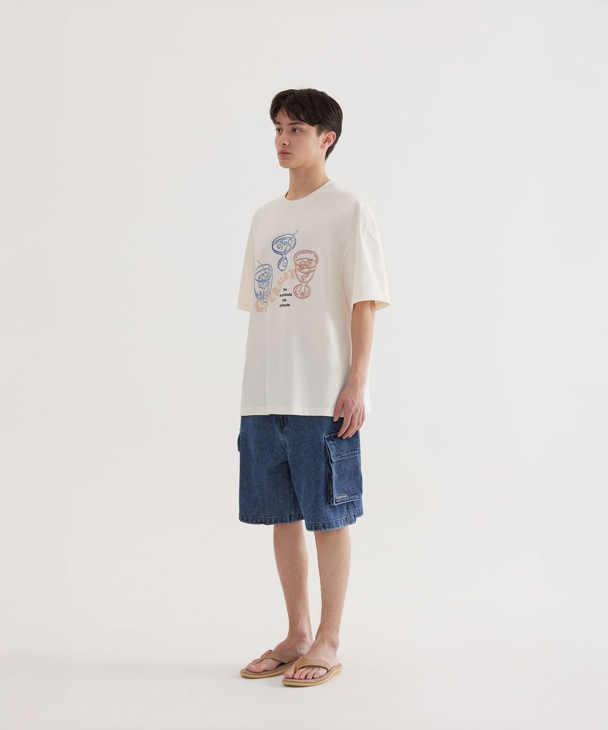 커버낫(COVERNAT) 쿨 코튼 키치 칵테일 그래픽 티셔츠 Ivory