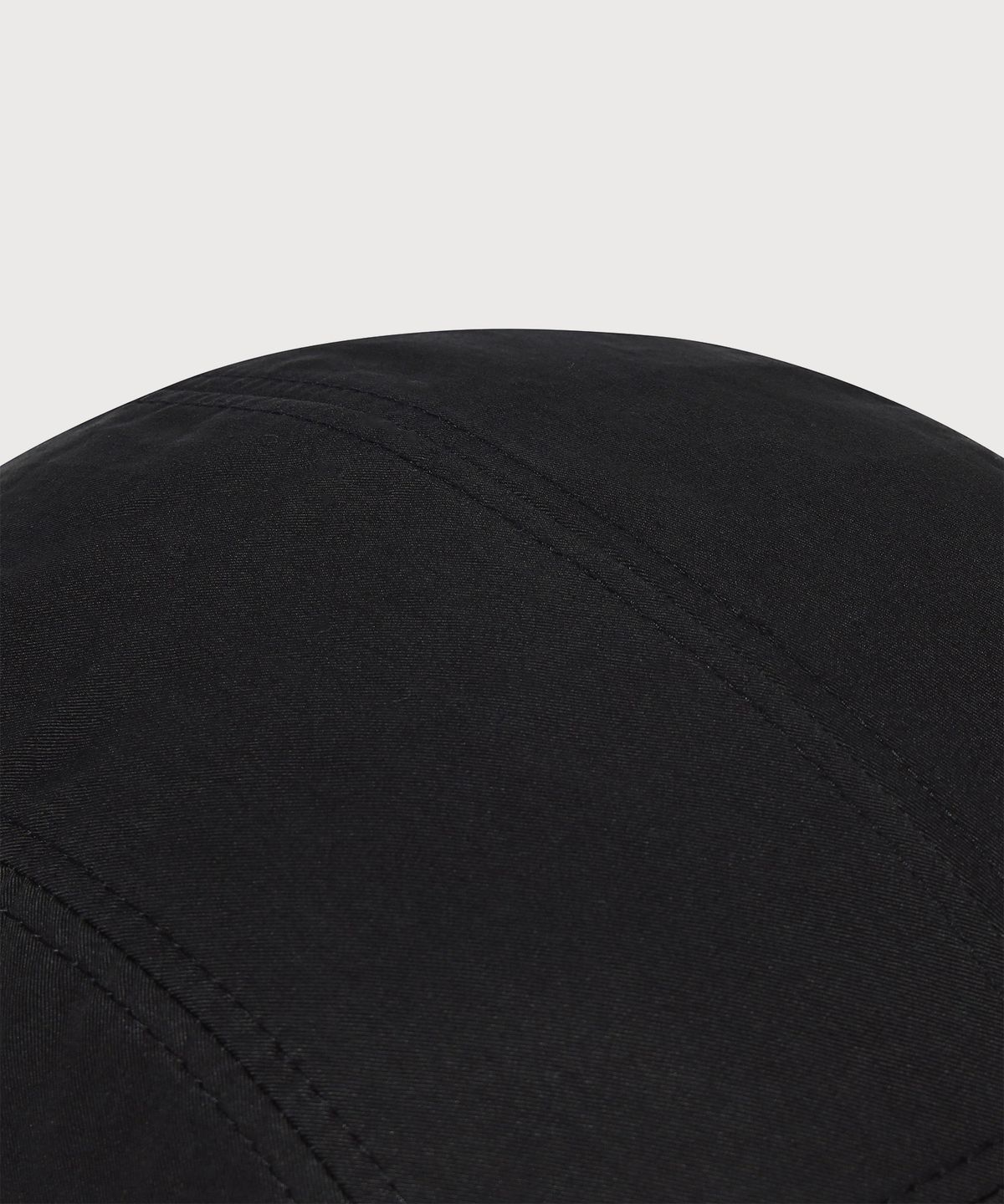 커버낫(COVERNAT) 아치 로고 베이직 캠프캡 Black