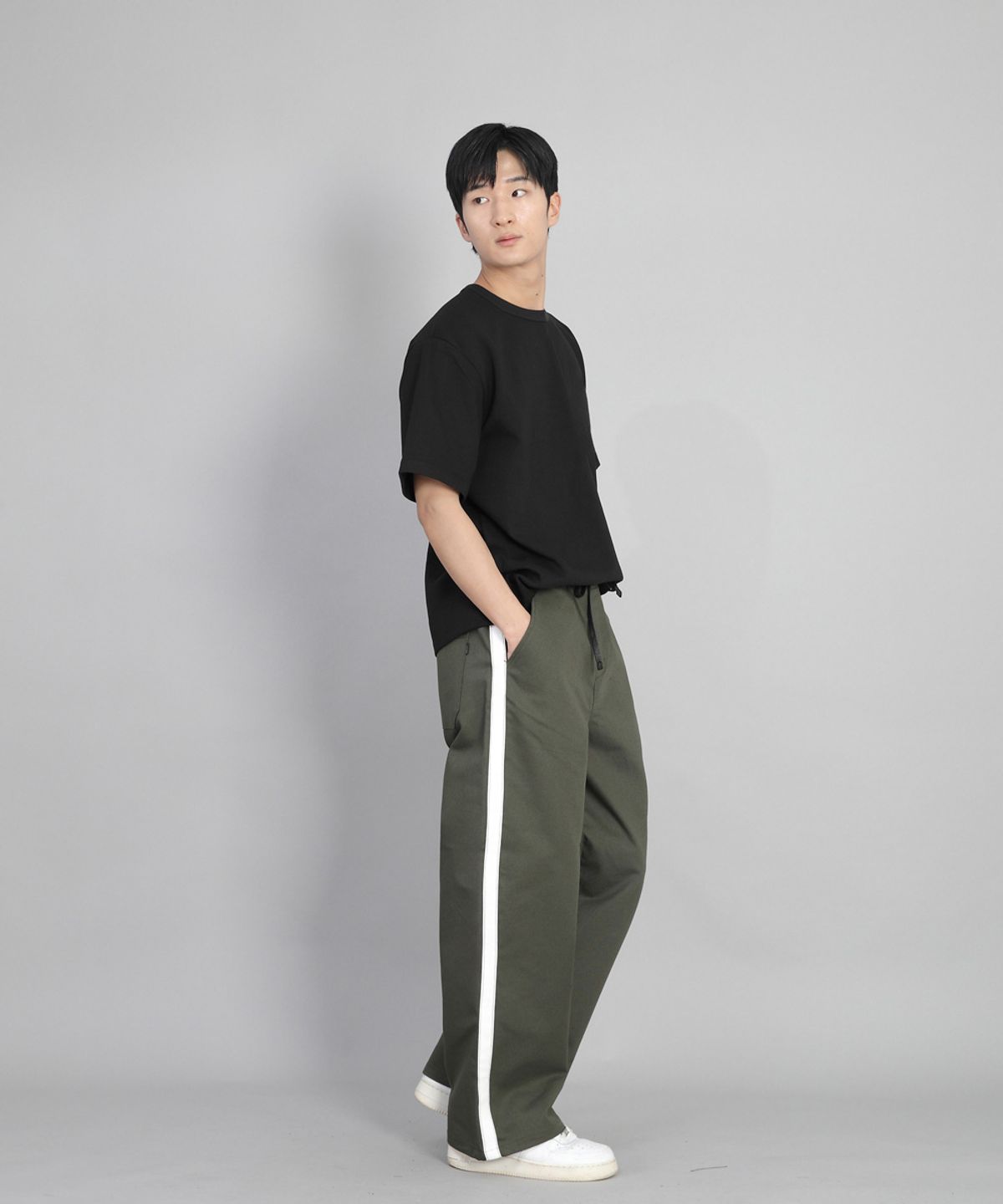 세인트크루(SAINTCREW) R넥 무지 반팔티 BRS-826 블랙