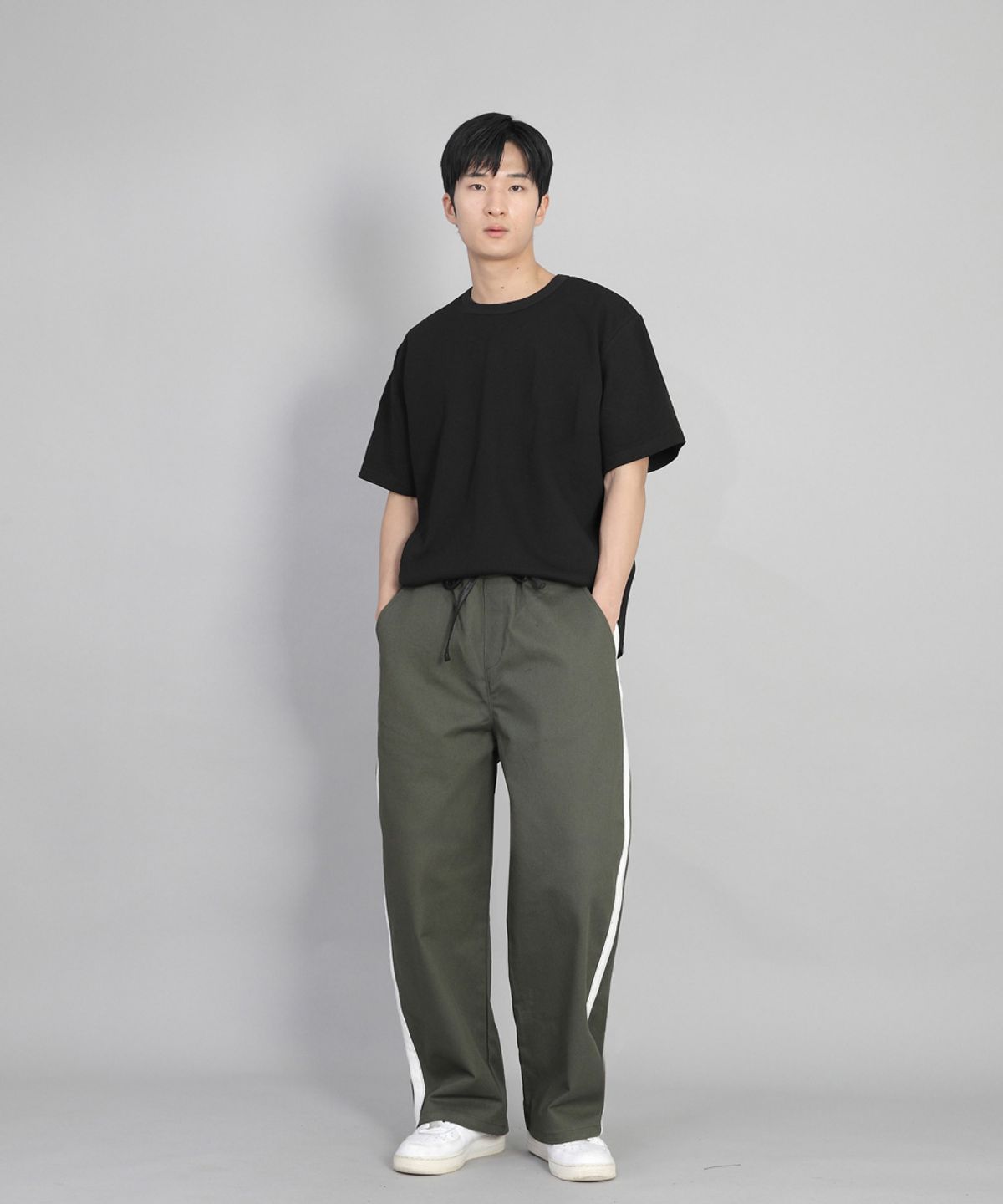 세인트크루(SAINTCREW) R넥 무지 반팔티 BRS-826 블랙
