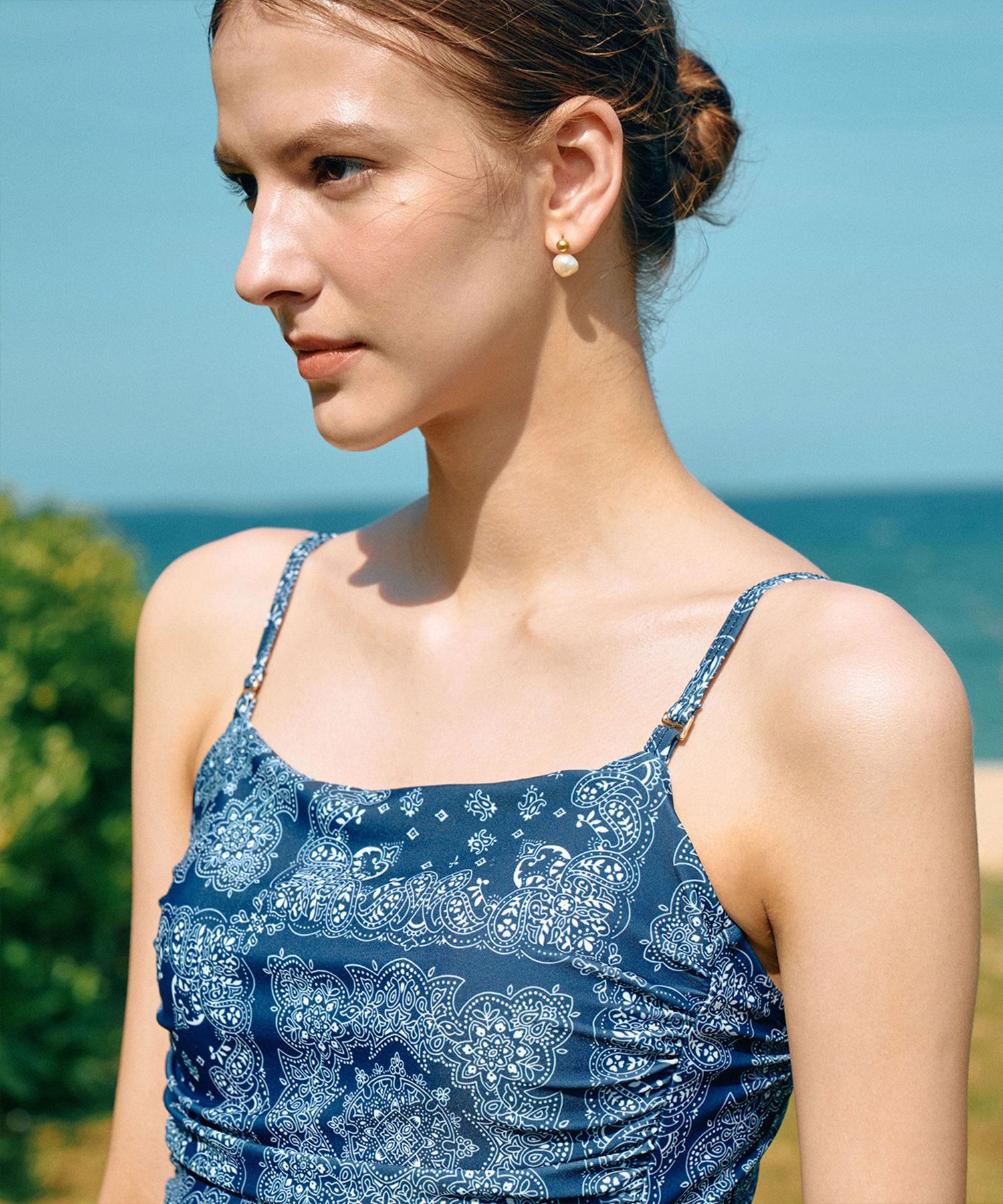 MUSINSA | LAMEREI Shirring Sleeveless SwimSuit[LMBCSW217]-Navy